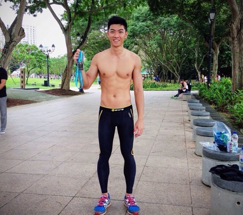 fyasianbody:  Http://fyasianbody.tumblr.com 