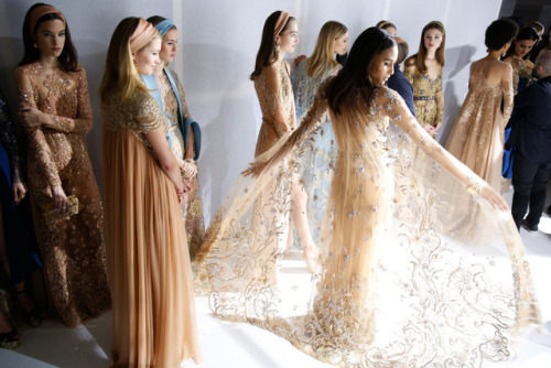 velvetcloak:backstage | elie saab | spring 2017  © delphine achard
