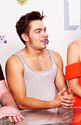 thedailyedition:  The Daily Edition - Wolf Watchthe gorgeous Dylan Sprayberry at Comic Con