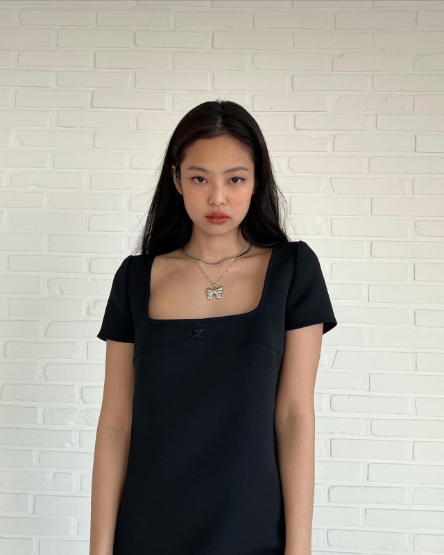 blackpinkofficial:[IG] 220403 jennierubyjane: monday