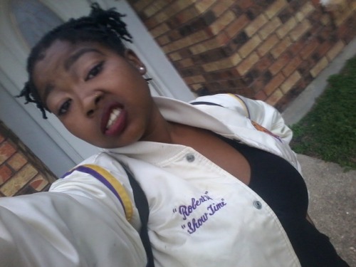 iam-theonly:Late as usual, happy black out yall!!