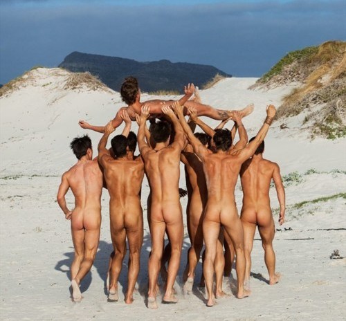 jockbeach:  http://jockbeach.tumblr.com