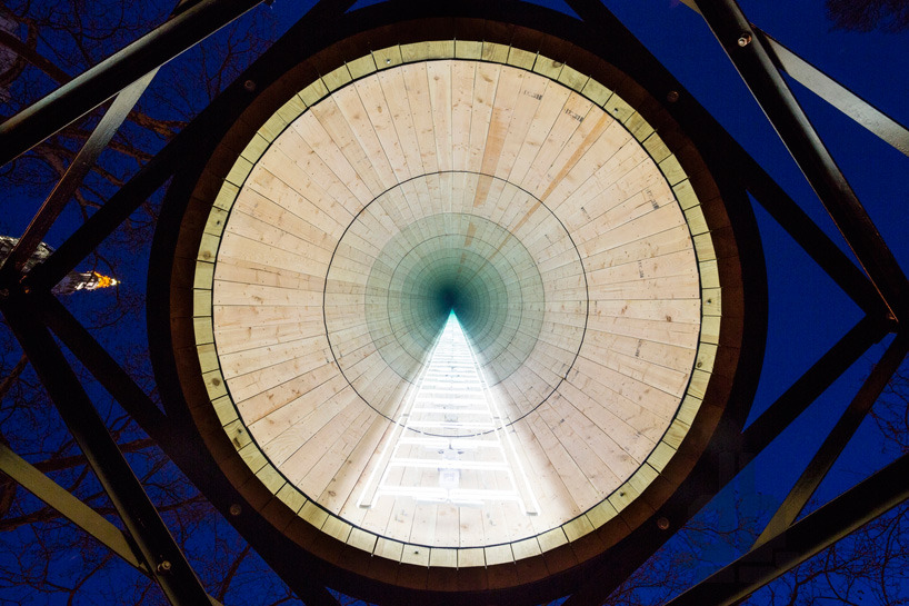 bobbycaputo:  Artist Ivan Navarro places infinite neons within water tower sculptures