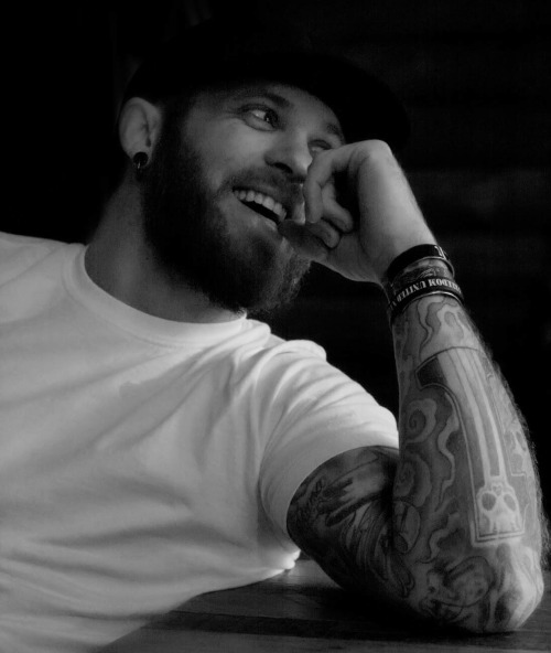 sweetcountryheart:  *sigh* Brantley Gilbert