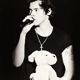 XXX harrythingx-blog: Harry Styles + Bears  Cuddly photo