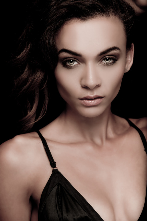 Image by Carson Nicely. Retouching Zarihs Zoltan Model Alyssa Scott. Mua meredith.www.zarihsr