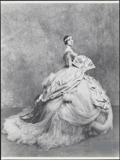 hauntedbystorytelling:Nickolas Muray :: Dorothy Arnold as the Duchess in the ballet ‘Nightingale and