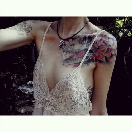 pixelatedlovesongs:  Feeling especially precious and dainty today, but that’s probably because of my raging hang-over and not this adorable vintage camisole ♥ #ootd #wiwt #decolletage #inkedgirls #inkeddolls #godsgirls #vintagelingerie #camisole #pastel