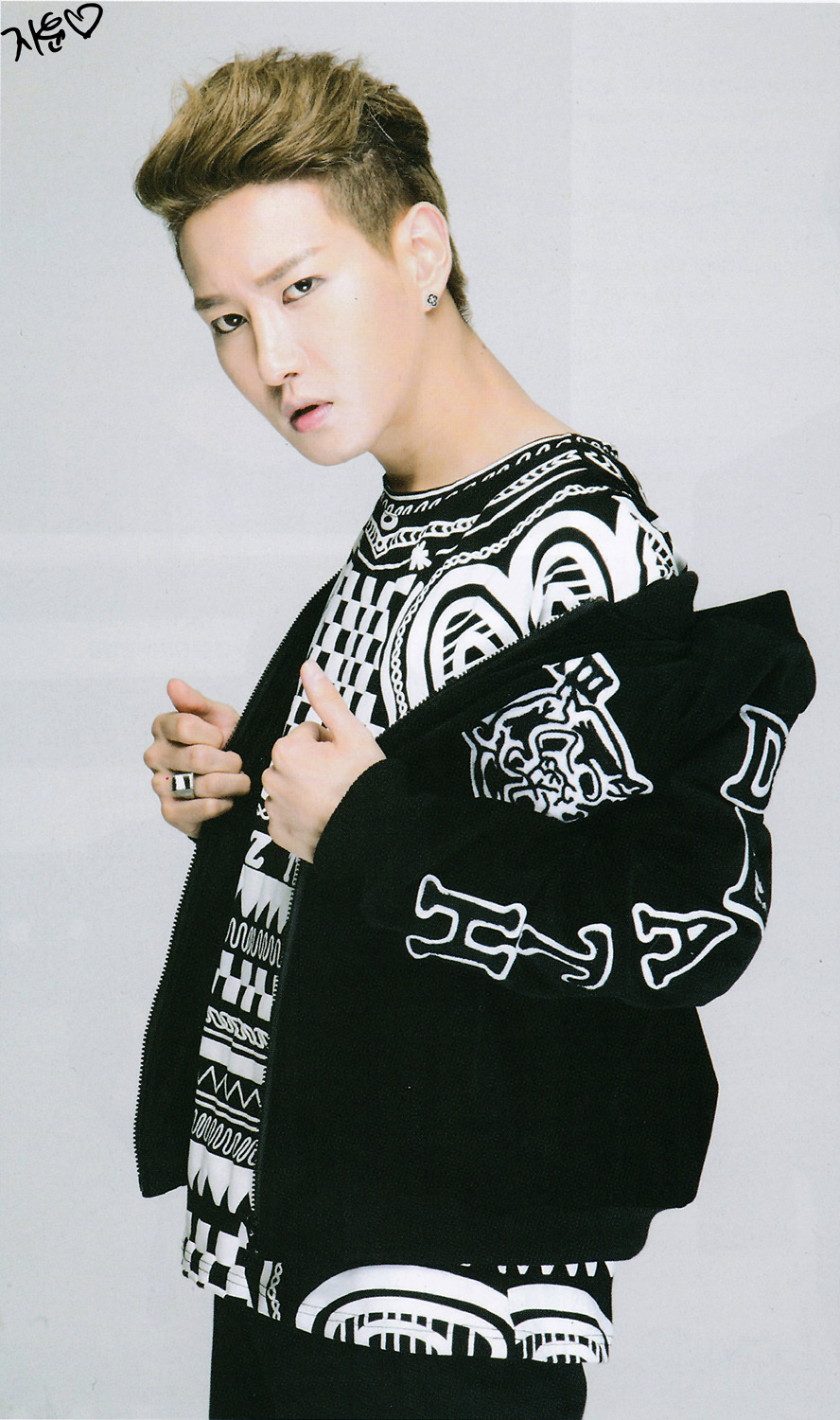 bontheblock:  [SCANS] BLOCK B in Staraz Magazine vol.11 CR: @/OIEHOIz / Naver 