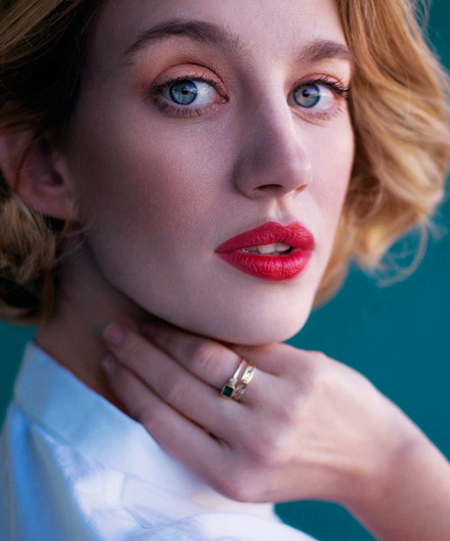 bluenblood:Yael Grobglas for Watch! Magazine