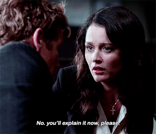 “Oh, we have to get going.” 
“Where?” 
“I’ll explain it all in the car.” #thementalistedit#mentalistedit#the mentalist#gifs#ours#by emorfili#503 #jane x lisbon #userbbelcher#useroptional#filmtv#tvedit#usercade#romulusnuffles#queenmay#usersydney#userharumi#cinematv#tuseralaina#userlolo
