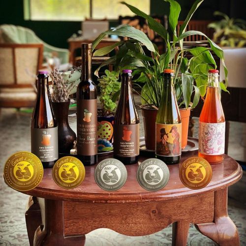 Two Broads Cider Works! Award 🥇 winning