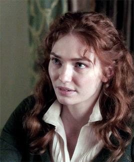 tumblr_pv0l8fxRjJ1wbmcc5o2_400.gif
