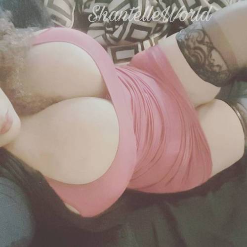 topheavyconnoisseur:  Shantelle is freaking sensational 