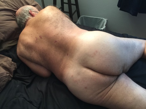 sphincterfeeder:MAY is officially HOT DADDY ASS MONTH because I declared it so!Enjoy the sights of t