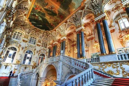 legendary-scholar:  Grand staircase in Hermitage,