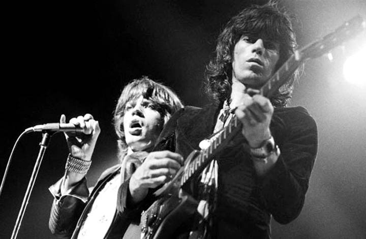 soundsof71:  Mick Jagger and Keith Richards, London 1973, by Michael Putland 