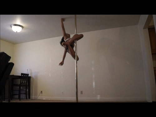 thekiranoir:  I love my(pole)self