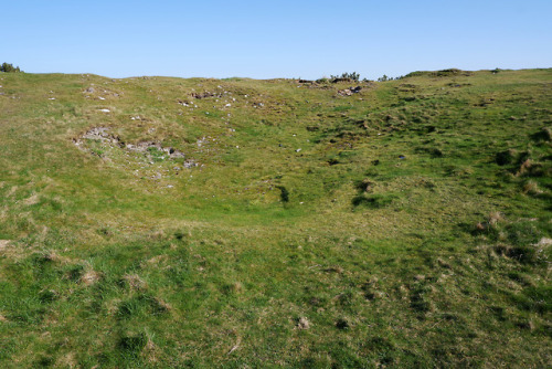 Gop Cairn, Flintshire, North Wales, 21.4.18.The second largest man made prehistoric mound in the Uni