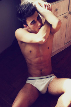 all-about-the-guys:  Mmm