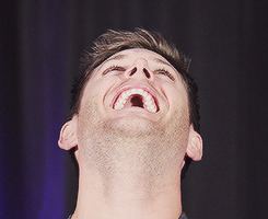 itsjustjensen:  spncastdaily:  (c)  When Jensen laughs…we all die a little more 