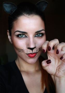 costumeideashalloween:  Cat Halloween Makeup