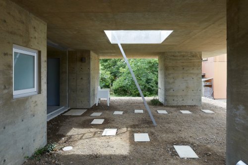 House in Sekigahara by Airhouse https://thisispaper.com/mag/house-sekigahara-airhouse