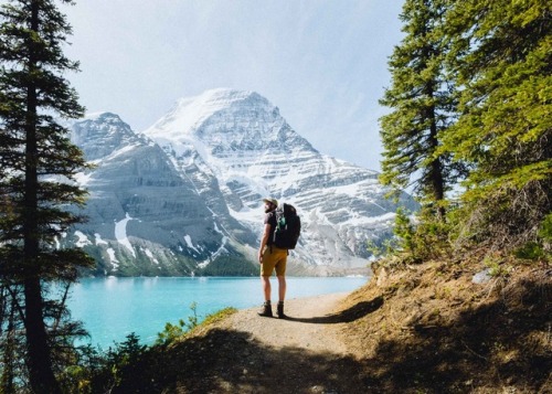 fieldandforest:HIKING TO BERG LAKEThere are few places more densely packed with bucket list-worthy l