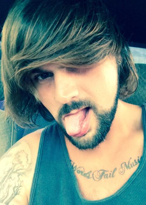 glabberapp:  @HateIsBullying @GlabberApp #GLABBERchallenge #blahh  Take the #GLABBERchallenge to hel
