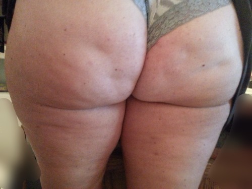 I pulled up her skirt to take a peek. Hmm… no rosy marks… you’re not spanking th