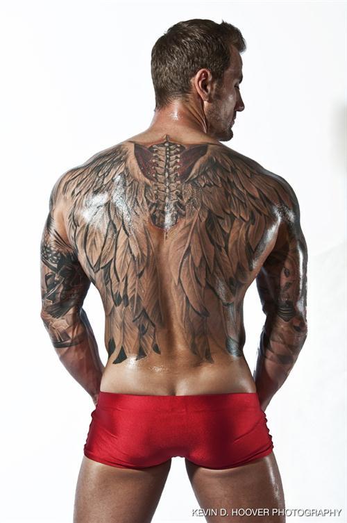 kawaii-tattoos:  Need some tattoo design ideas for your back? Check out these 54