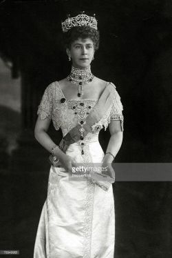 theimperialcourt:  Queen Mary of the United