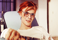 colormiele:  bowiesmakeup:  knifork: David Bowie in The Man Who Fell to Earth (1976)  i can reblog this thousands of times and i am not even sorry   Bowie.