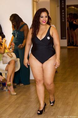 Planetofthickbeautifulwomen:   Brazilian Plus Size Models @ I Concurso Garota Fique