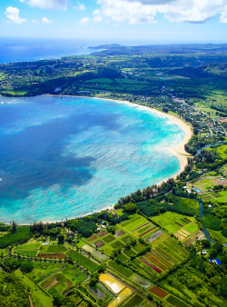 surf4living:  hanalei bay from above ph: