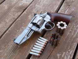 weaponslover:  The 8 shot .357 Magnum Smith