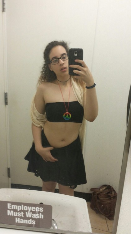 slut-overload:  my outfit yesterday😍
