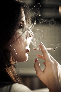 I Love girls to Puff Smoke in my Face