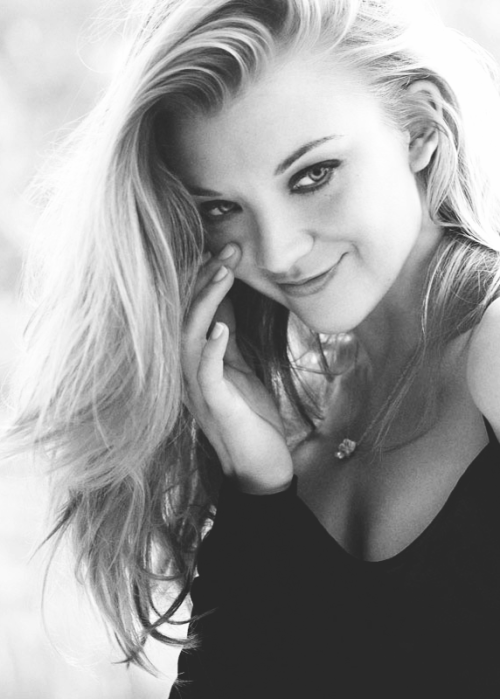 Porn photo lordstarke:  Natalie Dormer for Esquire Magazine