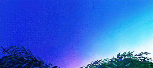 disneyrenaissancedaily:It’s saying something’s coming… strange clouds?
