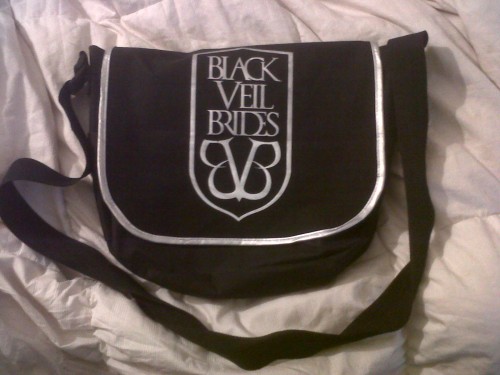 addict-f0r-dramatics:  Here it goes. All this band merch, I’m just not a fan of anymore. Or I grew out of. I really do want to give it away, preferably to someone who is a big BVB fan since you know, most of this stuff is BVB.  Rules: -I’d like