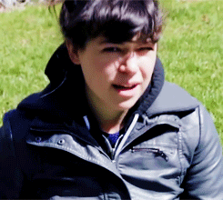 thedoctorlek:tatiana maslany’s leather jacket appreciation (◕‿◕✿)