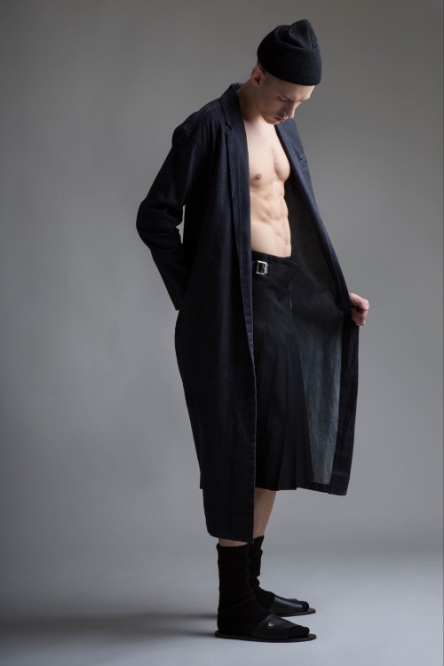 1000sassa1000:men should wear skirts!Vintage Y’s Yohji Yamamoto men’s pleated skirtvinta