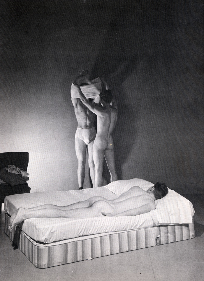 ohthentic:  malephoto:  ph. George Platt Lynes  quite queer 