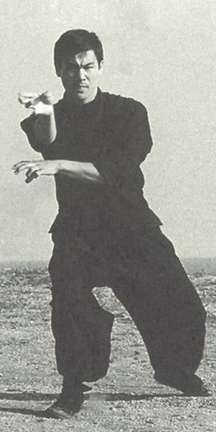 taichiclothinguniforms:                          Bruce Lee And His Nunchaku Jeet Kune Do founded by Bruce Lee through bold and rapid action is famous in the world. Nunchaku is the essence of Jeet Kune Do. His kill cudgel technical reaches