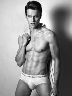 calvinklein:  In his Calvins.  malemodelscene:  Léo by Skye Tan for Male Model Scene  