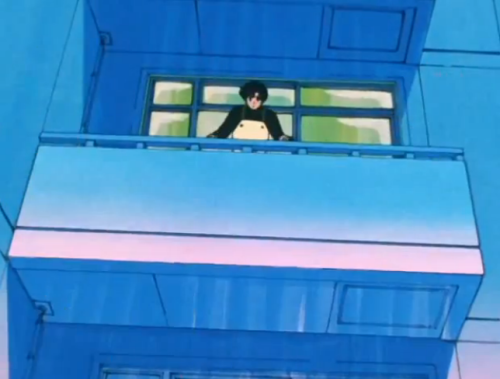 kitsu-chi:  Mamoru you’re a little too calm about the eight year old parachuting off your 10 story up balcony