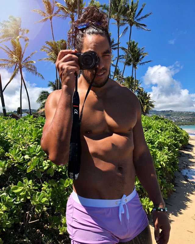 polynesianmen:David T , Hawai'i