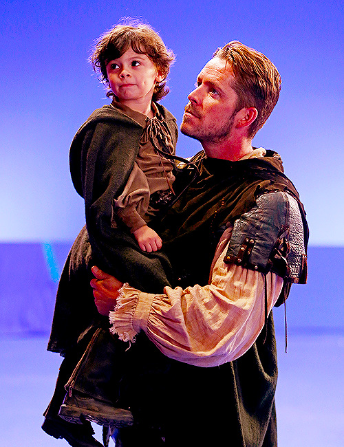 willscarlets-moved-blog:  The complete cast of OUaT/iW (in order of appearance): 99/11. Sean Maguire (+bonus Raphael Alejandro as Roland)  Robin Hood  