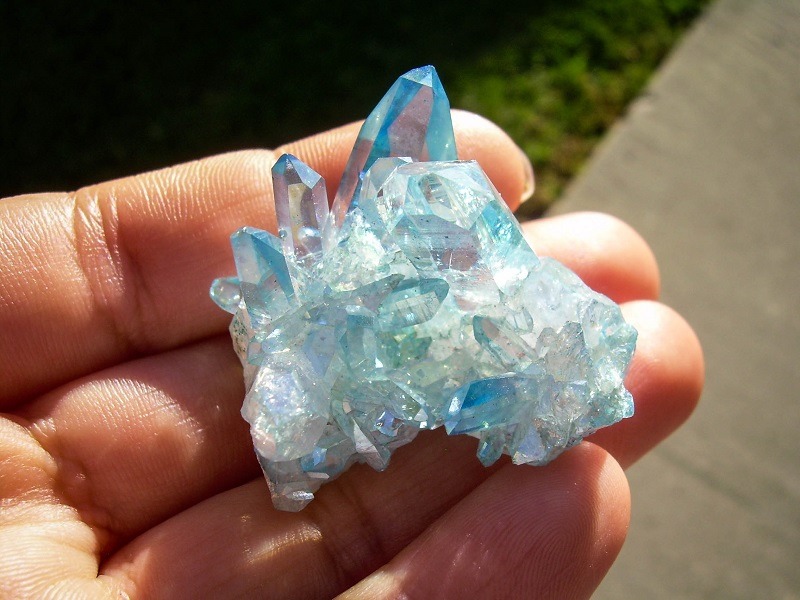 ifoundoutatzeropoint:  cosmicmoonlightx:My amazingly sweet lover got me this Aqua